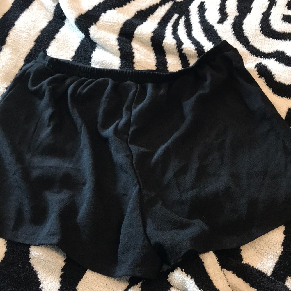 Shorts - Picture 2 of 2
